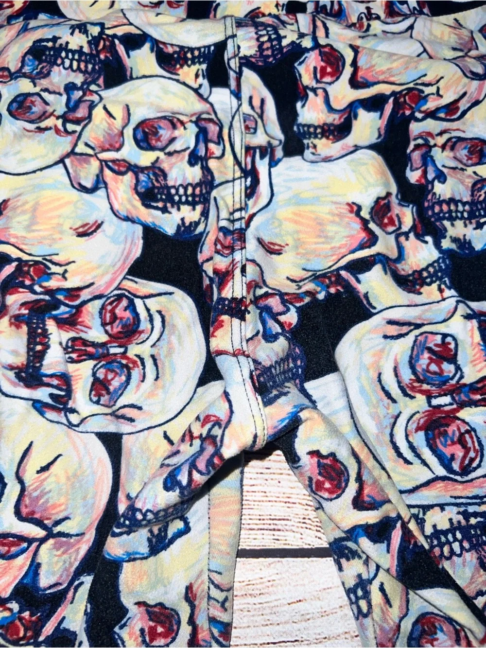 LuLaRoe Rare Skull OS Leggings